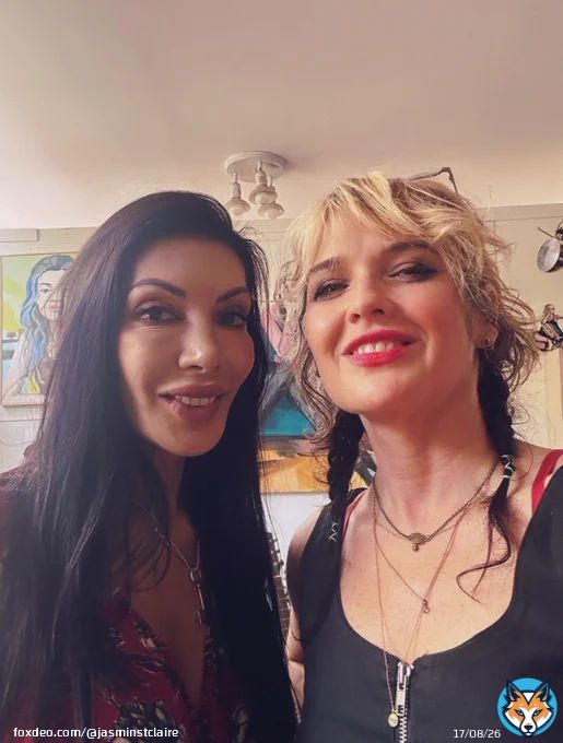 Great seeing my gorgeous & Uber talented friend from junior high ! So glad she&rsquo;s thriving & we stayed in touch!!