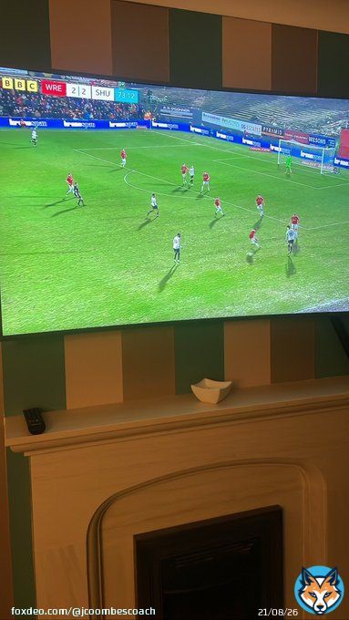 Busy busy day today but back in to catch the last 20 or so minutes of the Wrexham vs Sheff Utd game!   #FACup #WrexhamAFC #SheffieldUnited