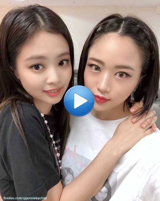 Sara Yamanaka, the Japanese model friend since Jennie's pre-debut, mentioned in her recent live that tomorrow is Jennie's birthday. #JENNIE    JENNIE BDAY PARTY IN HK