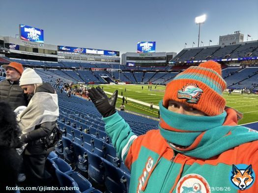 I love my @MiamiDolphins i love my #FinsUp family THANK EVERY ONE of you i met this season it meant the world  to me! See you next season and let&rsquo;s do it again. See u at home and on the road #isitfootballyet ?