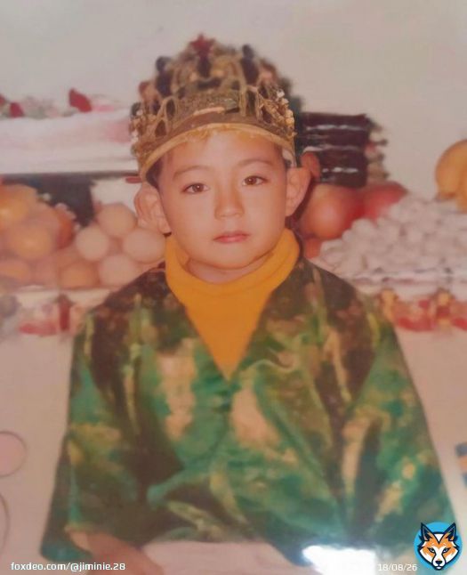 생일 축하 해요 Happy Taehyung Day  #.HAPPYVDAY #.SnowFlowerTaehyung #.HappyTaehyungDay #.겨울에태어난_우리의봄_태형아보라해 #.HAPPYVDAY_태형이의날들이밝게빛나길 #.아미의행복전도사_태형의_26번째생일 #.사랑스런_겨울곰_태형아생일축하해 #.태형이의_명화영화동화_26년째_연재중