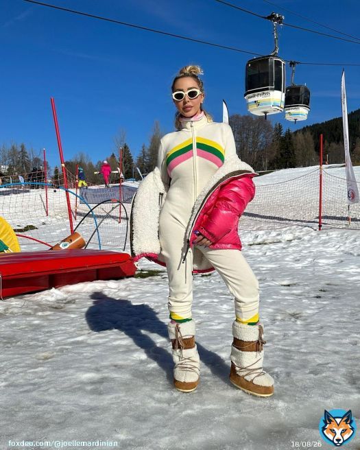 Ski \u26f7\ufe0f with a leopard \ud83d\udc06 #dabdub #ski #megeve #joellemardinian #snow #beauty #nature #megeve