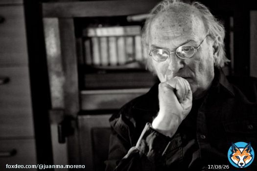 Siento mucho el fallecimiento del director de cine Carlos Saura. Iba a recibir el Goya de Honor en esta edici&oacute;n como homenaje a su talento y trayectoria.  Ma&ntilde;ana todos conmemoraremos su memoria y figura en Sevilla.  Descanse en paz.