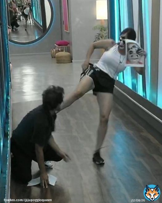 romina representando al pais #GH22