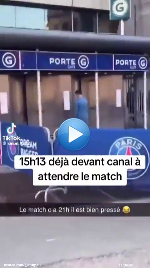 7:57 j’attends le match de l’Algérie, c’est long #ALGRDC