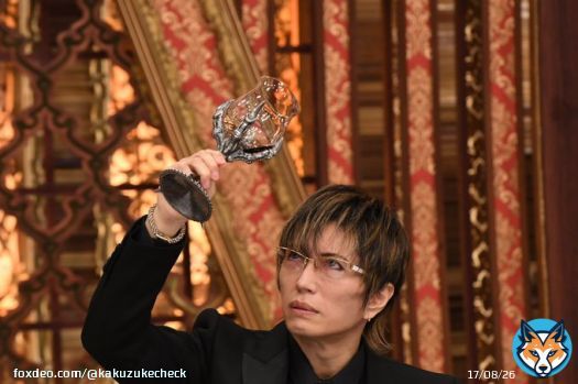 #GACKT 様はご自身でデザインされたワイングラスを使用します  その名も&hellip; &dagger;*: #ドラゴングラス :*&dagger;  復活後最初のチェックの結果は&hellip;！？ #格付けチェック