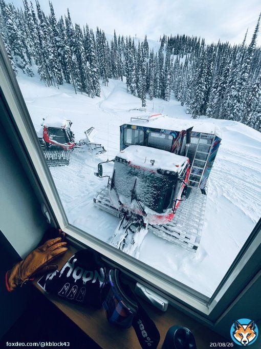 One of my fav &ldquo;hotel room views&rdquo; in the world: corner room of @baldfacelodge, looking out over a snowcat at the Craig Kelly memorial sword handle (at the top of the ridge), with everything draped in a fresh coat of white. Doesn&rsquo;t get much better than this! #BaldfaceLodge