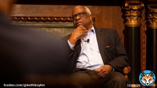 Senator Sheldon Whitehouse has called on the federal courts&rsquo; policymaking body to refer Supreme Court Justice Clarence Thomas to the attorney general for potential violations of government ethics law.