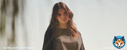 #KendallJenner for own denim