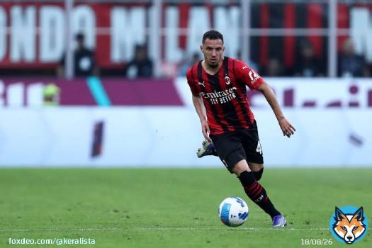 I think Kessie leaving Milan has had a positive impact on Bennacer. When he was paired along with Kessie, Bennacer was the one who had to play between the lines further up the field while Kessie played as a DM. He isn't the most press resistant midfiielder out there and hence