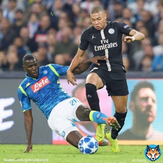 Prestazione di carattere e qualit&agrave; in un bellissimo San Paolo  &Egrave; tutto da decidere: noi ci crediamo    #NAPPSG 1-1   #UCL   #KK26 #kkoulibaly26  #ForzaNapoliSempre #famiglia #DifendoLaCitt&agrave;
