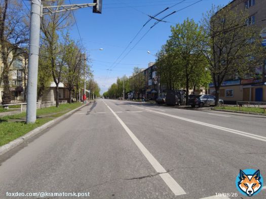 Beautiful spring streets of #Kramatorsk    are so far empty. The #RussiaUkraineWar has not been yet finished. #Ukraine #Україна #Краматорськ