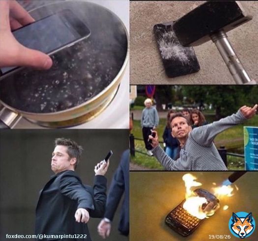 *iPhone 14 launched*  Youtubers with that phone:-