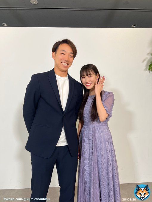 今日のももクロ 高城れに と 日ハム 宇佐見真吾選手  お疲れさん(組)  #高城れに #ももクロ #momoclo #日ハム #宇佐見真吾 選手 #スターダストプロモーション #スターダスト #スタダ