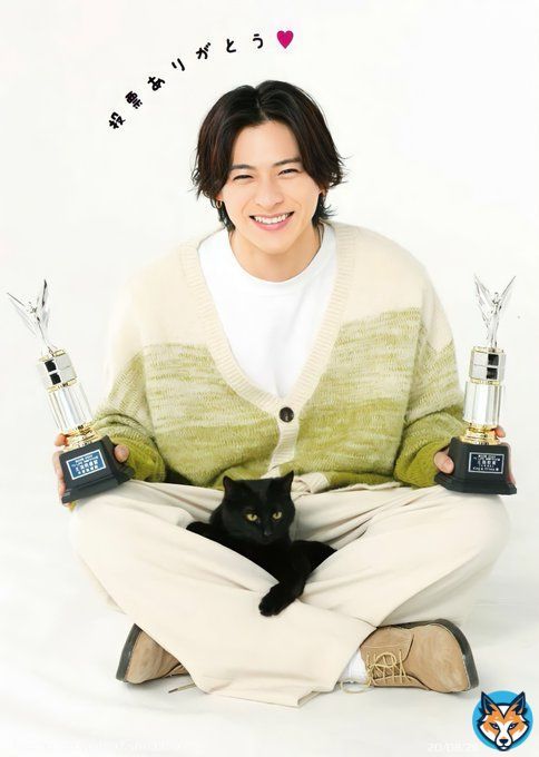 第32回 TV LIFE 年間ドラマ大賞 2022  ドラマ「クロサギ」˗ˏˋ ４冠  ˎˊ˗  \u274f 作品賞　　：ドラマ「クロサギ」 \u274f 主演男優賞：平野紫耀 \u274f 主題歌賞　：ツキヨミ￤King & Prince \u274f 助演女優賞：黒島結菜  紫耀くん.ᐟ.ᐟ改めて&hellip;おめでとう  クロちゃんも&hellip; 助演〝ニャン〟優賞 おめでとう｡.:*\u2661