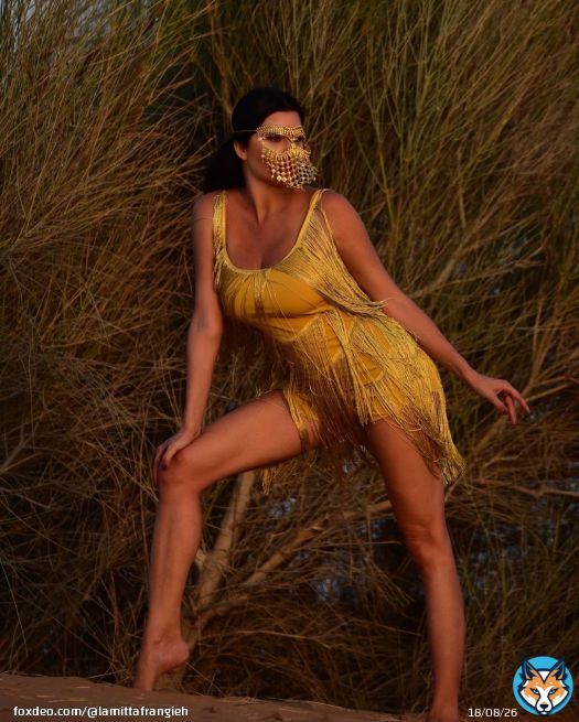 Desert gold @FashionNova mini dress gold shake it up. ...#fashionnova #fashionnovababe #fashionnovaambassador #fashionnovaoutfit #fashionnovamodels #lamittafrangieh