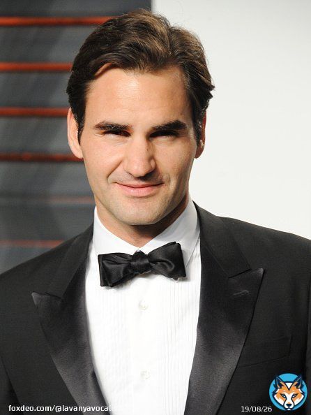 It is #AcademyAwards Day & #DaylightSavingsTime Day 2023 #Throwback to Tennis Royalty walking the #Oscars red carpet : Maestro Roger Federer.  #OscarAwards Sunday | March 12  #Hollywood #LosAngeles #California   #Federer #Tennis #RForever #RogerFederer #OscarAwards&hellip;