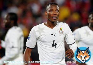 Can&rsquo;t believe we&rsquo;re getting Paintsil. Good player but he&rsquo;s 42 now. Remember him for Ghana #LUFC