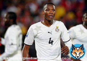 Can&rsquo;t believe we&rsquo;re getting Paintsil. Good player but he&rsquo;s 42 now. Remember him for Ghana #LUFC