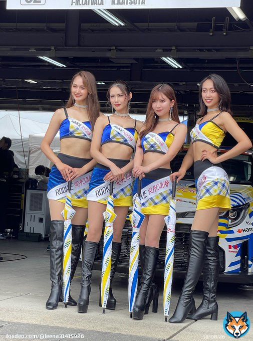 #スーパー耐久 もてぎ戦！ ROOKIE Racing 32号車 水素カローラ 最強ドライバーの皆さんと @ROOKIE_Racing_  応援よろしくまた明日