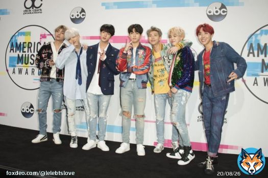 Oficialmente, BTS gan&oacute;  &ldquo;Favorite K-POP Artist&rdquo; en los premios 2022 American Music Awards #AMAs 2022.