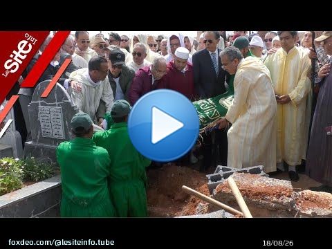 بحضور وزراء ومسؤولين.. تشييع جنازة خليل  الهاشمي وشقيقه: كان قدوة في الإعلام وغيور على وطنه وملكه