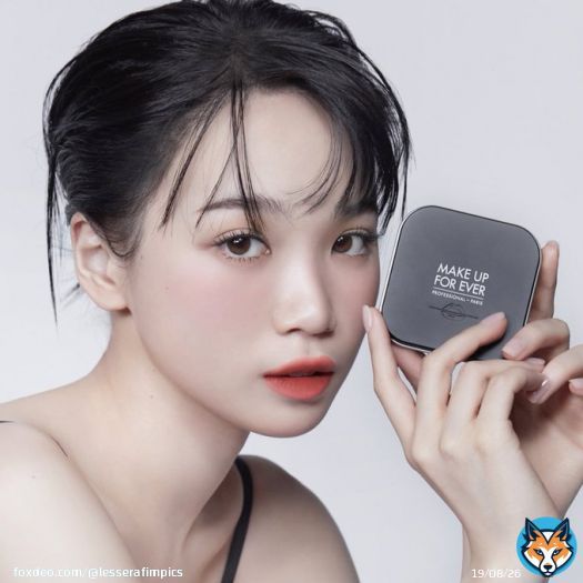 #KIMCHAEWON for MAKE UP FOR EVER
