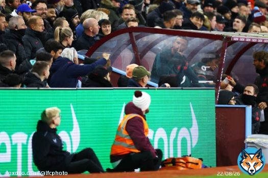 Get in there Hendo lad.   #LFC #AVLLIV #Liverpool @JHenderson