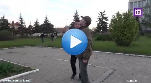 Викрадений росіянами колишній очільник Херсона Володимир Миколаєнко відмовився казати на камеру російському каналу 'Известия', що український воєнний діяч Роман Шухевич воював за нацистську Німеччину.