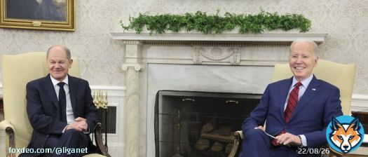 Президент США Джо Байден сказав канцлеру ФРН Олафу Шольцу, що підтримка України Німеччиною мала велике значення  #новини #війна #liga