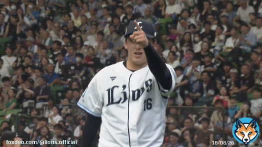 三塁線は抜かせない！！ #佐藤龍世 選手のファインプレーもあり、#隅田知一郎 投手が試合前半を無失点で折り返します！ #埼玉西武ライオンズ #seibulions
