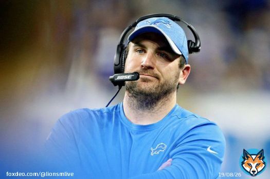 ESPN reports the Colts are expected to hire Jim Bob Cooter as their new offensive coordinator. He spent last season as the passing game coordinator for the Jacksonville Jaguars.