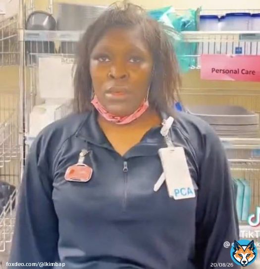I&rsquo;m watching episode two of #GinnyandGeorgia season 2, and both Ginny AND Georgia are pretty unbearable so far