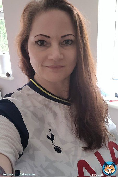 It's a Spurs evening. Might watch from behind the sofa!! @SpursOfficial @HGT_Thfc #coys #tottenhamhotspur #championsleague #thfc #HerGameToo