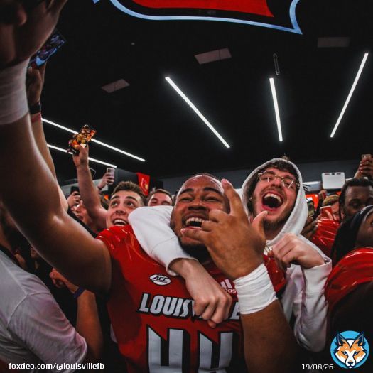 PARTY IN THE LOCKER ROOM WITH @jackharlow!!!!!  #GoCards