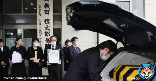 川藤さんの弔辞　泣く  優しい弔辞だなぁ  ご冥福をお祈りします
