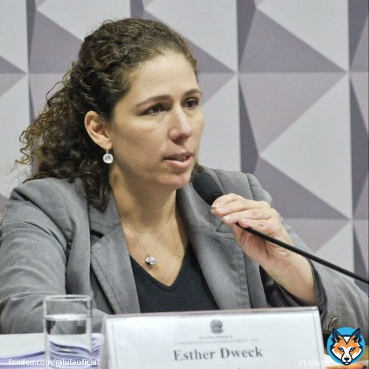Minist&eacute;rio da Gest&atilde;o: @edweck_rj, economista, professora da Universidade Federal do Rio de Janeiro e atuou no Minist&eacute;rio do Planejamento.