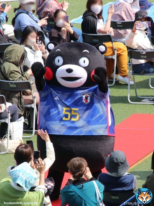 3月11日(土) 誕生祭１日目 ㊸ モンコレ！ 2023 DAY1 サムライブルー・くまモン、場内を軽やかに走る #くまモン誕生祭 #花畑広場 #サッカー日本代表