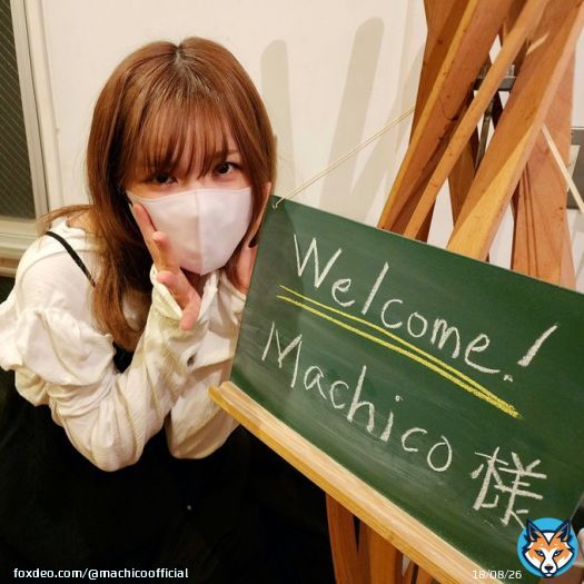 3/5(日)から放送開始予定の 『#王様戦隊キングオージャー』  イシャバーナ テーマソング ｢World Is Mine!｣の歌唱を担当させていただきます  『世界はわたしのもの!!!』全開の力強い楽曲になっています まさか自分が&hellip;嬉しい嬉しすぎる!!!  BY:Machico(・山・)#nichiasa  #キングオージャー