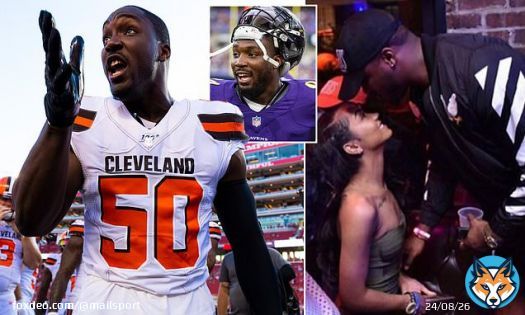 Tributes pour in for eight-season defensive end who last played for Texans in 2021