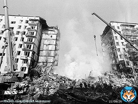 1. Взрыв дома на ул. Гурьянова в Москве. 1999 год. 2. Днепр. Прилет ракеты на жилой дом. 2023 год. Всё это время во власти одна шобла.