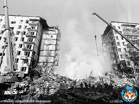 1. Взрыв дома на ул. Гурьянова в Москве. 1999 год. 2. Днепр. Прилет ракеты на жилой дом. 2023 год. Всё это время во власти одна шобла.
