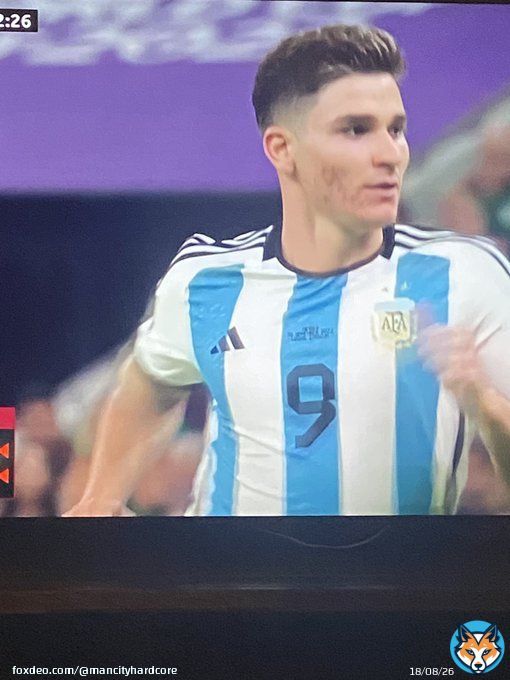 The game changed as soon as Lautaro Martinez comes off and STAR  BOY  Julian Alvarez steps on the pitch #mexicoargentina #Messico #Messi