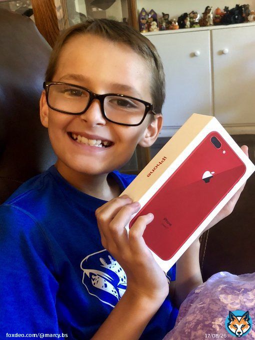 My baby is happy.  Now each one has a phone.  And the 22yro got a new iPad Pro and pen this weekend..they&rsquo;re all spoiled but they&rsquo;re good people. #TeamSteele