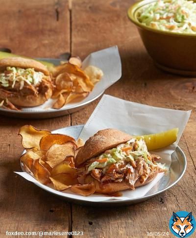 Get out and enjoy spring weather while dinner cooks itself! How? By putting our spring slow cooker recipes to delicious use. We've compiled some of our favorite spring slow cooker recipes to give you more time to enjoy the fresh air