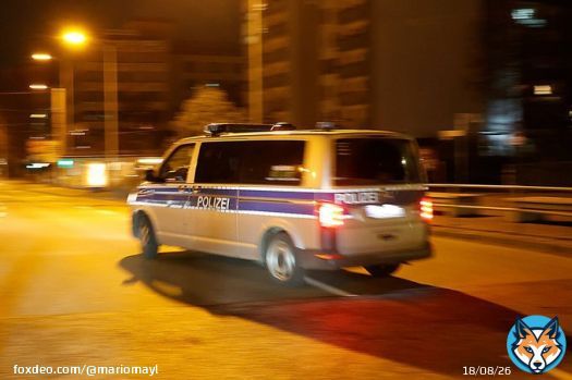 Brutale Migranten-&Uuml;bergriffe auf Deutsche in #sachsen: M&auml;dchen im #chemnitz werden von Arabern sexuell bel&auml;stigt+ausgeraubt, deutsche M&auml;nner von Merkel-Boys aus Syrien gepr&uuml;gelt. Gleichzeitig werden jeden Monat Zehntausende neue 'M&auml;nner' ins Land gelassen!