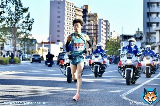 #箱根駅伝  2区 近藤幸太郎(青学)  近藤くんvs吉居くんvs田澤くんのラストの激突！ エースかっこよかったー！  #青学駅伝 #ピース大作戦