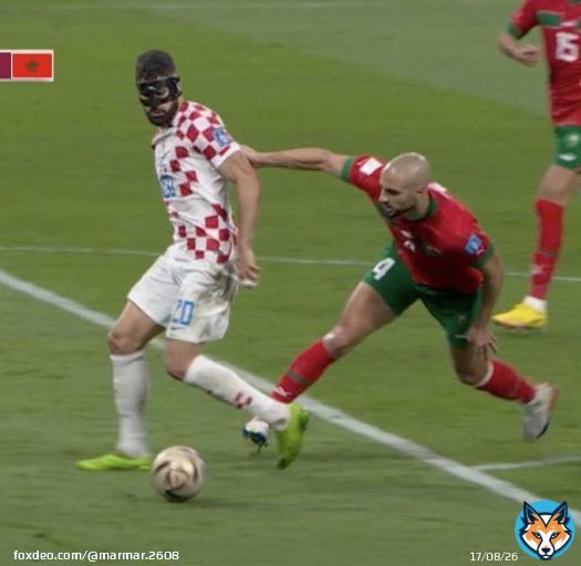 Ah que Bascu&ntilde;an est&aacute; en el VAR. Con raz&oacute;n se comi&oacute; este penalazo