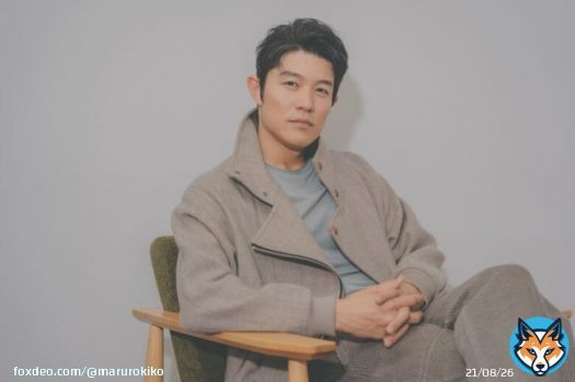 宮沢氷魚が鈴木亮平に駆け寄りハグ！『エゴイスト』メイキングなど貴重映像を一挙公開｜ムビコレ | 映画・エンタメ情報サイト  #映画エゴイスト