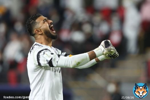 وكأني به يصرخ: شكرًا يا الله. عبدالله المعيوف الذي لم يتم اختياره مع (منتخب الوطن) في مونديال قطر وهو يقدم أجمل مواسمه لم ينكسر، بل أكد أنه أقوى من كل الظروف، فتجلى من جديد وقاد الهلال (سفير الوطن) إلى نهائي كأس العالم في أكبر إنجاز وطني؛ ليكتب صفحة جديدة من سيرة 'راعي المعروف'.
